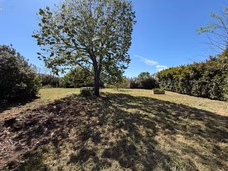 terrain à vendre – saint-alban (rare sur le secteur)