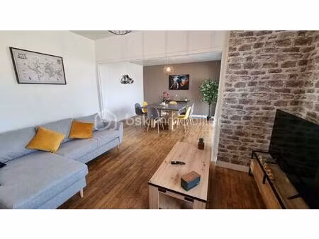 immeuble de 158 m² à saint-berthevin