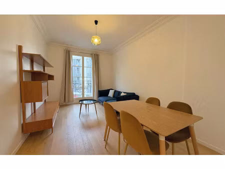location appartement  51.88 m² t-2 à paris 16  2 030 €