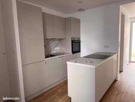 maison de ville hyper centre - 3 chambres - 2 salles de bain