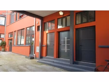 a louer local 160 m² cachan proche rer 3467 /mois