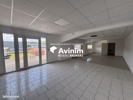 bureaux 75 m² petit-bourg