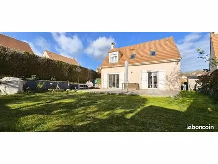 pavillon 6 pièces 105 m²