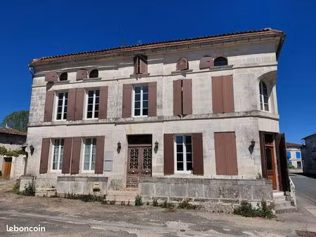 maison 11 pièces 191 m²