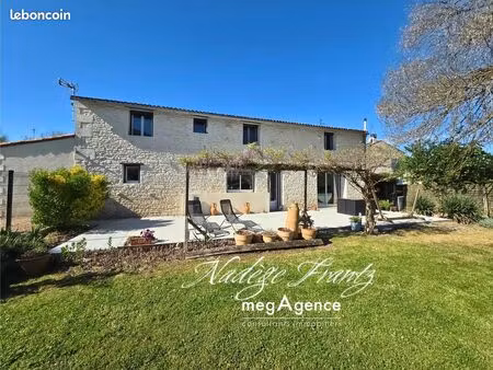 maison 6 pièces 192 m²