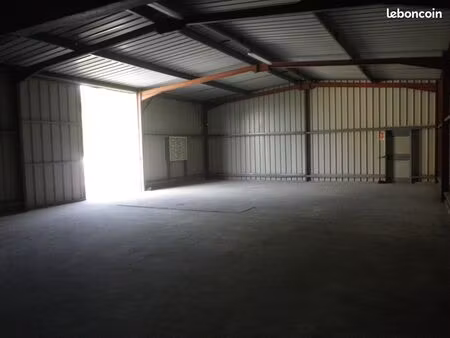 entrepot 200m2