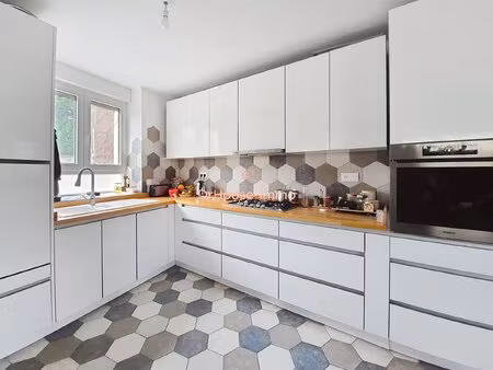 maison rénovée 124 m² + dépendance et jardin fort potentiel