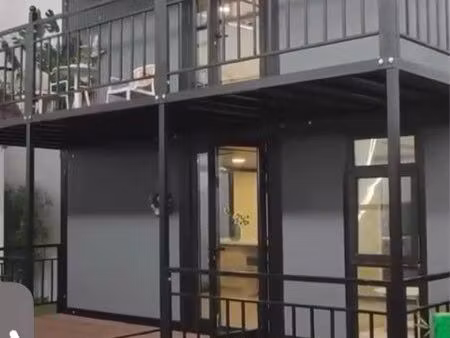 mobilehome à deux étages