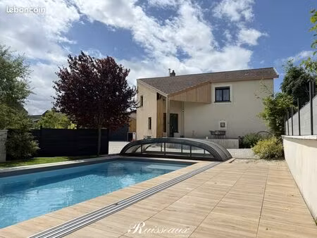 propriété 7 pièces 190 m²