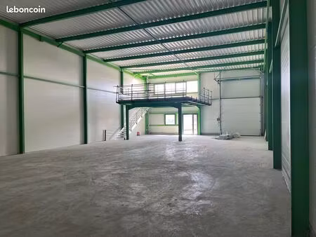 local 350 m² lannion