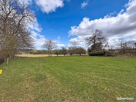 terrain 700 m² saint donan