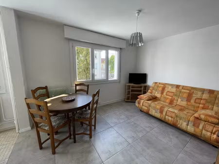 location appartement 1 pièce 27 m² à charquemont (25140)
