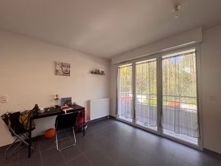 beau t1 de 29 m2 à louer epernon