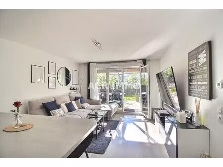 appartement de 77m² lumineux avec jardin de 80m² environ