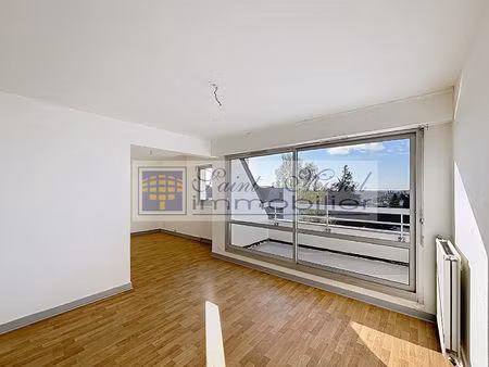 haute ville de quimperlé  t3 lumineux avec une vue dégagée