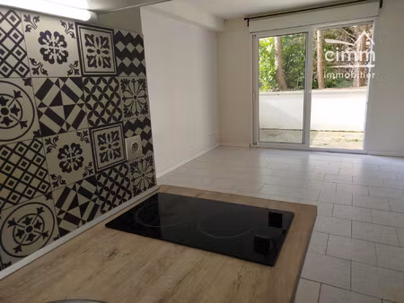 studio avec terrasse saint cyr en val