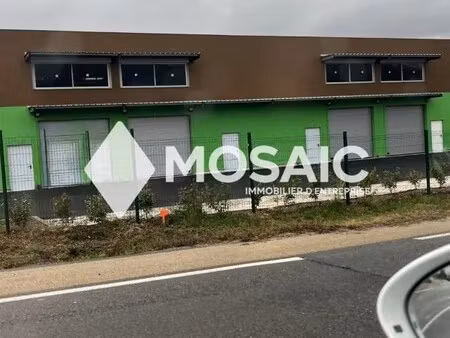 location local d'activités 634 m²