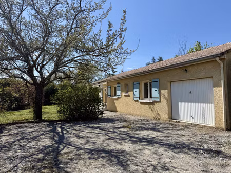 jolie maison plain-pied avec jardin arboré…