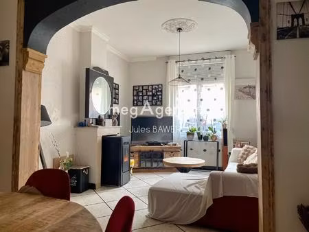 béthune – maison de ville à 5 min à pied du centre.