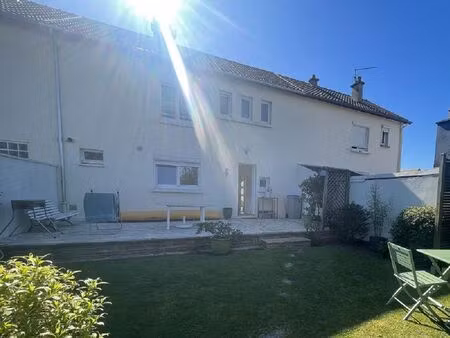 maison - 86.79m ²