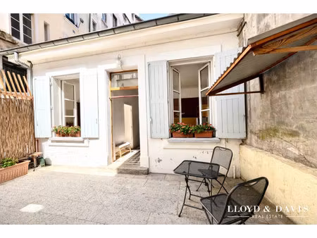 grenoble centre – maison de ville en duplex avec cour privativ