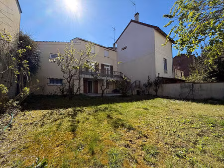 location maison 7 pièces  99.89m²  nanterre