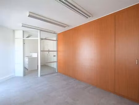 bien professionnel à louer à deurne € 700 (ln2ga) - huyzen antwerpen | zimmo