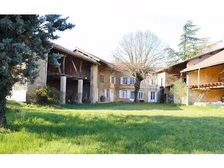 maison triors m² t-8 à vendre  480 000 €
