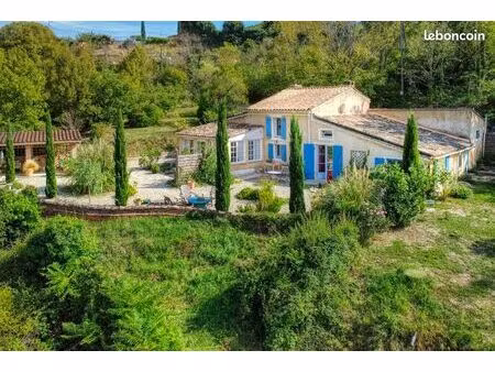 maison provençal rénovée avec magnifique vue 360°