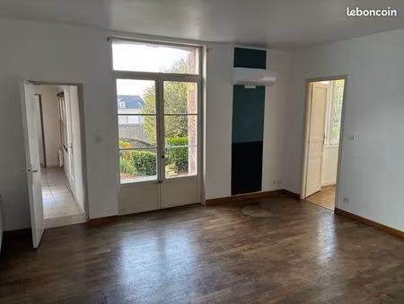 f3 centre ville bernay