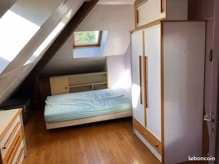 chambre - meublé sur lesquin lez lille