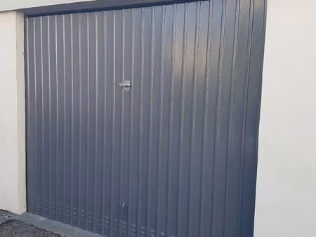 garage 17 m2 avenue georges clemenceau