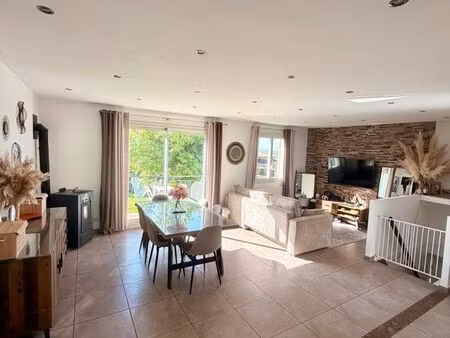 maison meublée 80 m² avec jardin – lindry (89)