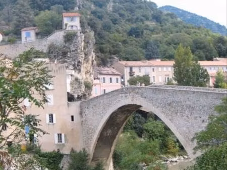 couple retraité cherche appartement à nyons