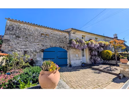 maison beurlay m² t-4 à vendre  272 000 €