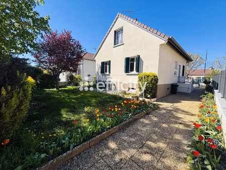 maison 5 pièces - 90 m²