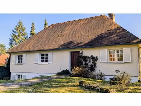 maison 8 pièces - 166 m²