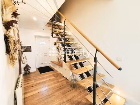 maison 6 pièces - 130 m²