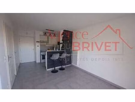 location appartement t1 à pontchâteau (44160) : à louer t1 / 32m² pontchâteau