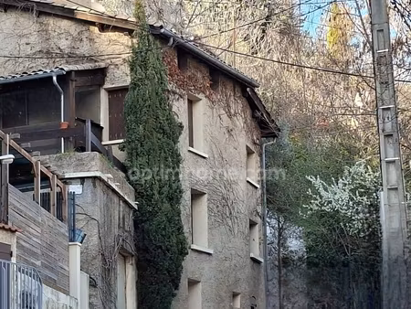 à vendre – maison de ville avec potentiel de division – digne-les-bains centre