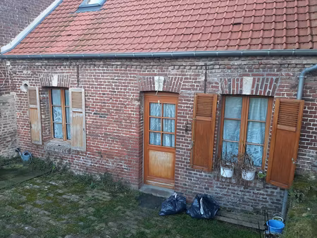 maison en briques louee