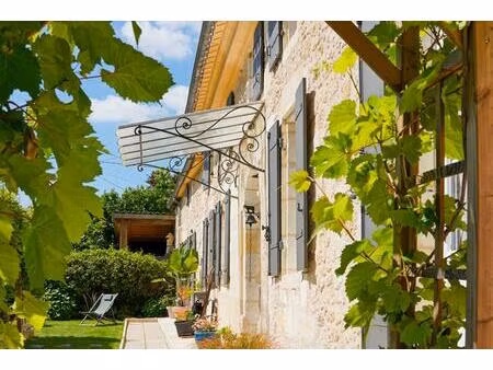 belle propriété au calme rénovée avec goût