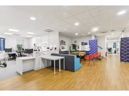 vente bureaux 609 m²