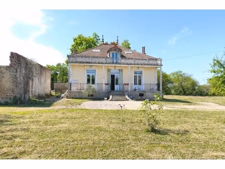 maison à vendre 6 pièces  215 m² habitables à aire sur l'adour (40)