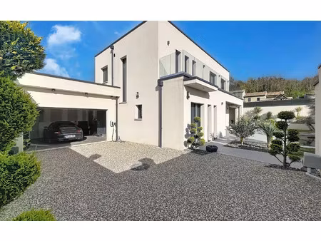 maison châteauneuf-sur-isère 172.11 m² t-6 à vendre  550 000 €