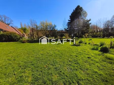 corps de ferme à rénover composé de 17 chambres