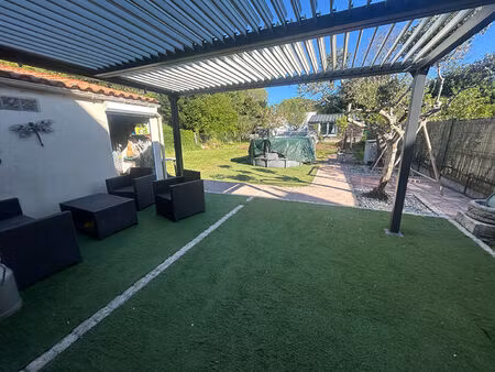 maison à vendre à fouras ? centre-ville ? 180 m² ? 5 chambres ? grand terrain