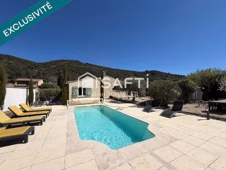 maison individuelle de plain pied avec piscine