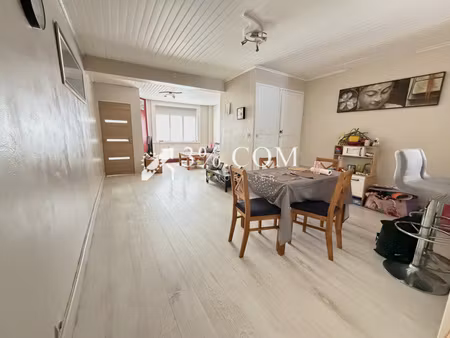 maison flamande avec 3 chambres  un bureau et un bel extérieur