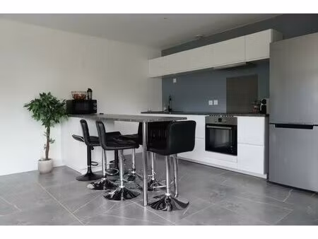 maison 3 pièces 95 m²